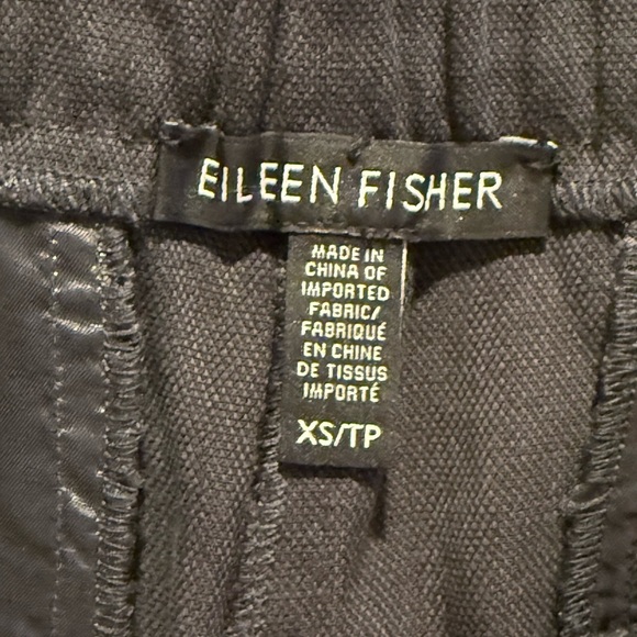 Eileen Fisher Black Straight Leg Pants with Classic Tailoring size XS EUC - Picture 6 of 8